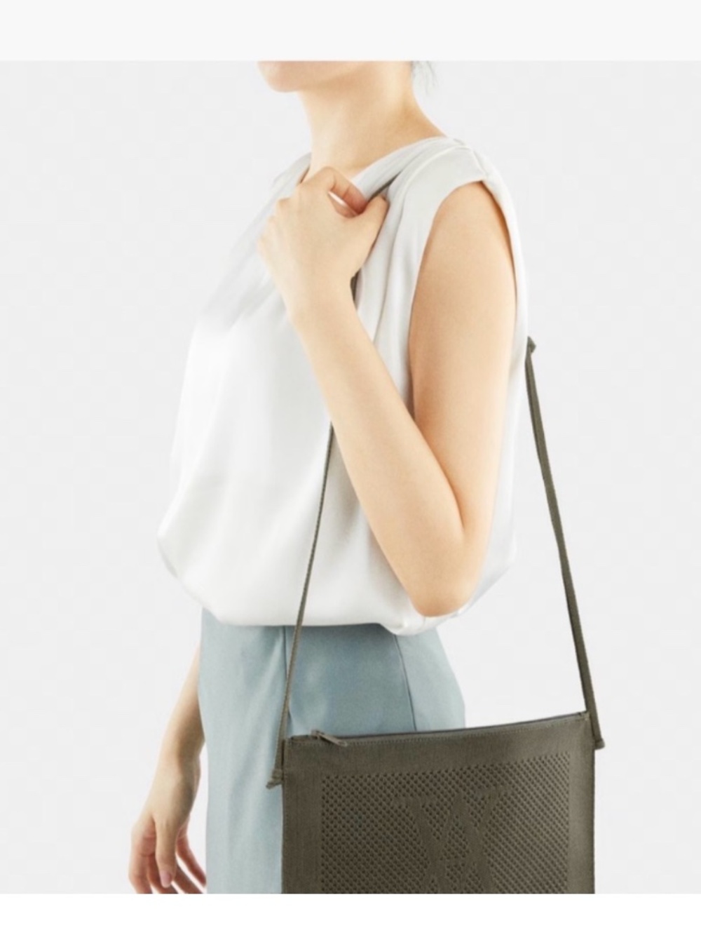 Vivaia Envelope Green Lucy Crossbody Bag knit woven light